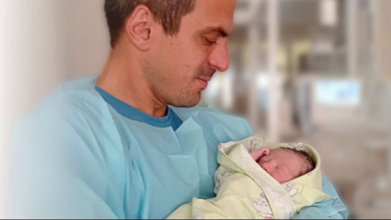 Ezt tette az apuka a lányával - börtönbe került!