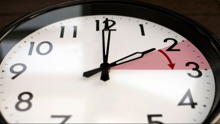 Végre! Megszületett a döntés az óraátállításról