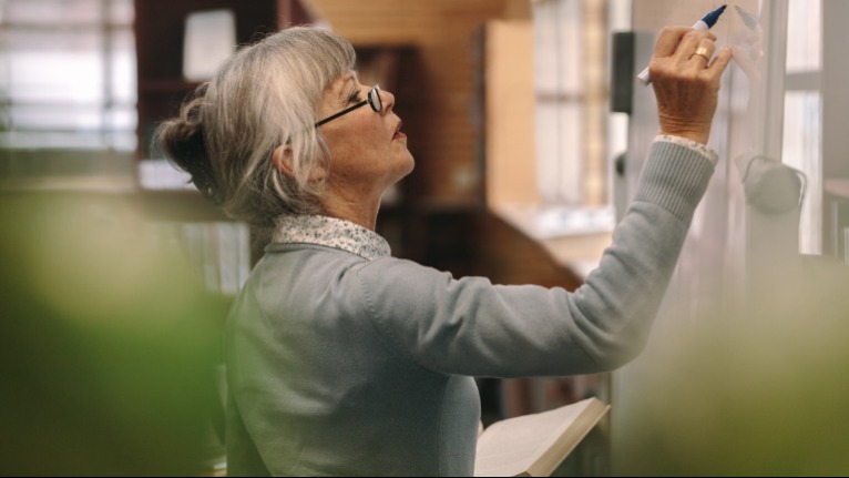 Pedagógus eskü szövege: ilyen esküt kell tennie a magyar tanároknak, ha tanítani akarnak