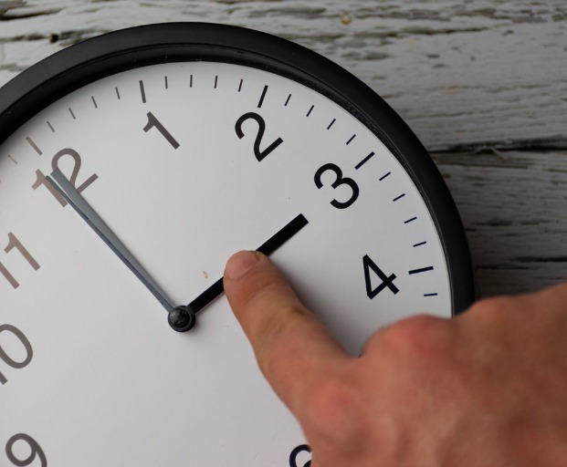 Idén hamarabb érkezik a téli időszámítás: ekkor kell visszaállítani az órákat