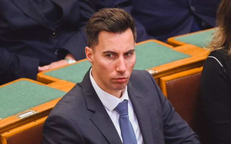 Radnai Márk szerelmes fotót posztolt: Délia valósággal ragyog a politikus mellett