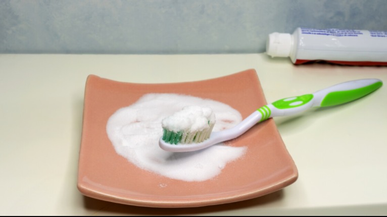 A szódabikarbóna 6 felhasználási módja, amiről eddig senki nem beszélt neked!