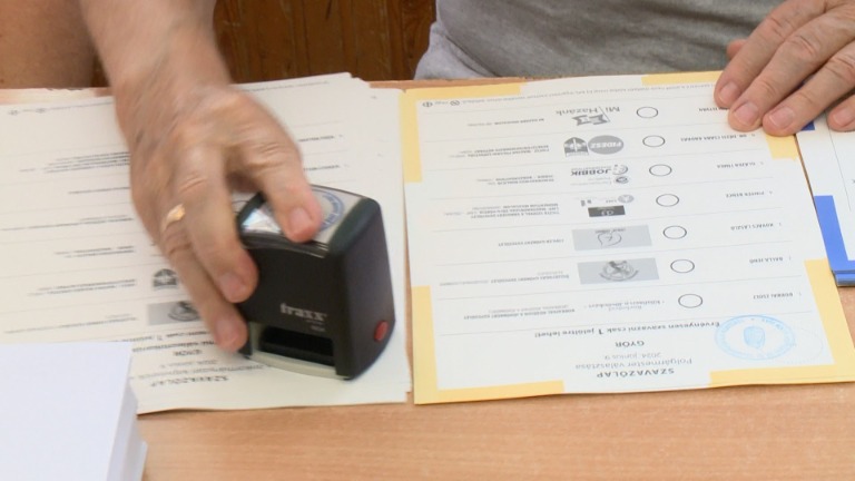 Ezeknek a magyar embereknek kell megújítani ezt az okmányt! Vigyázat! Automatikusan lejár!