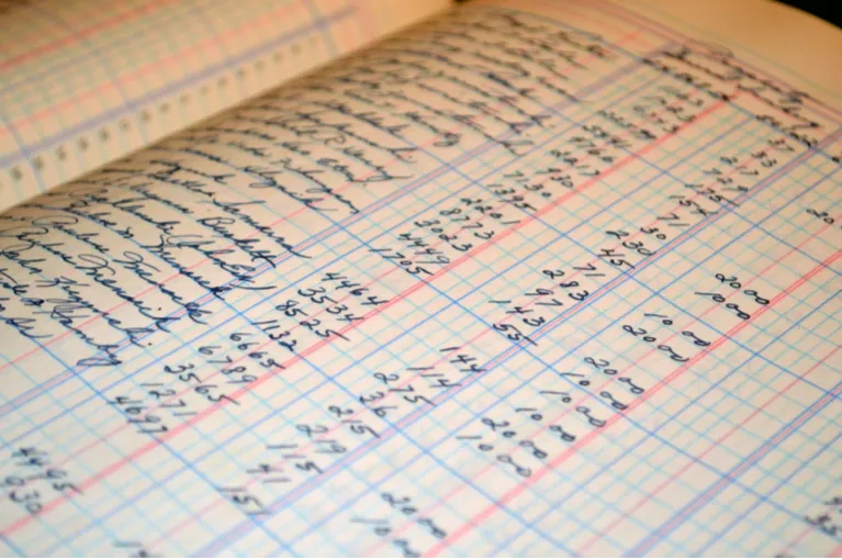 Így ne ússzon el a pénzed év végén: 3 lépés, amivel megóvhatod a pénztárcádat és az idegeidet