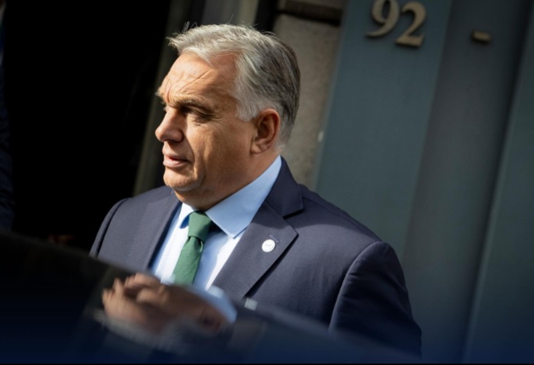 Orbán Viktor csak két szót írt reggeli posztjában – ezt jelenti az üzenete
